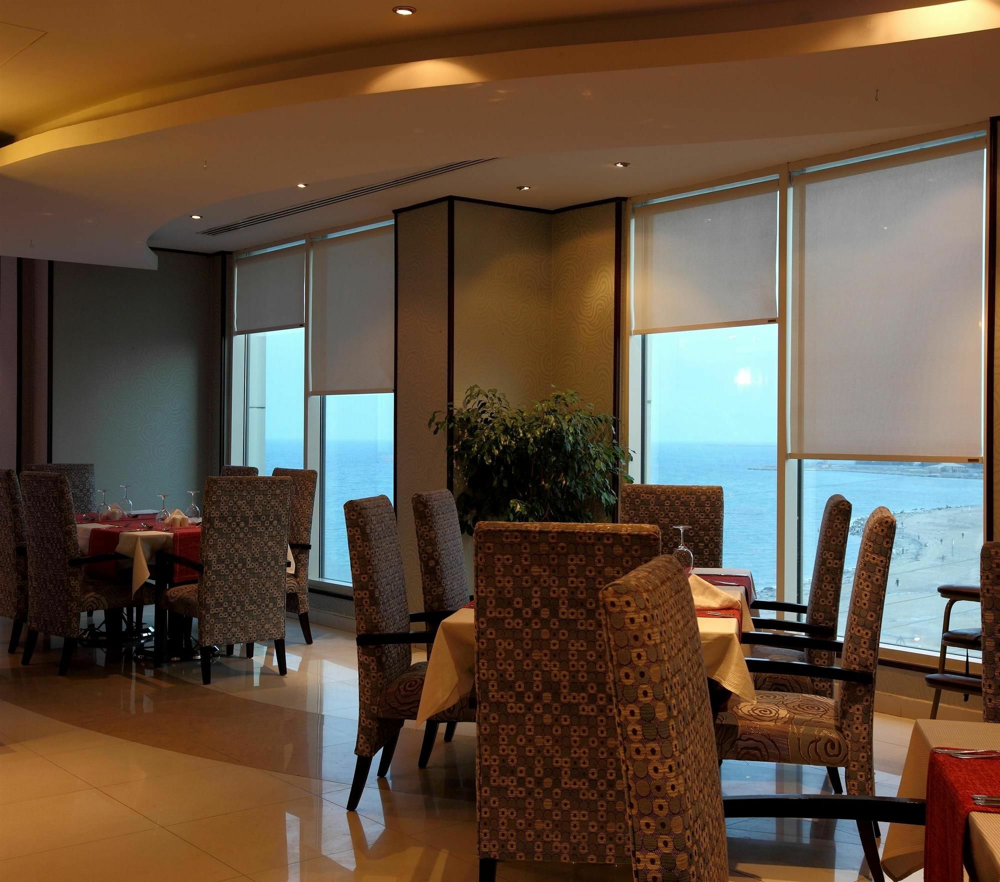 Mena Hotel Al Jubail Exterior photo
